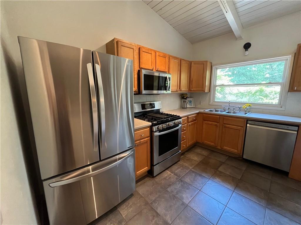 1945 Dellwood Drive Nw Unit B Property Photo 14