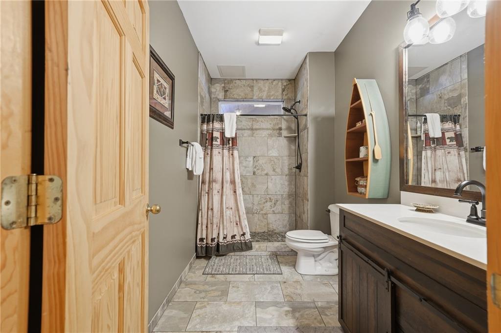 76 River Forest Place Unit D Property Photo 23