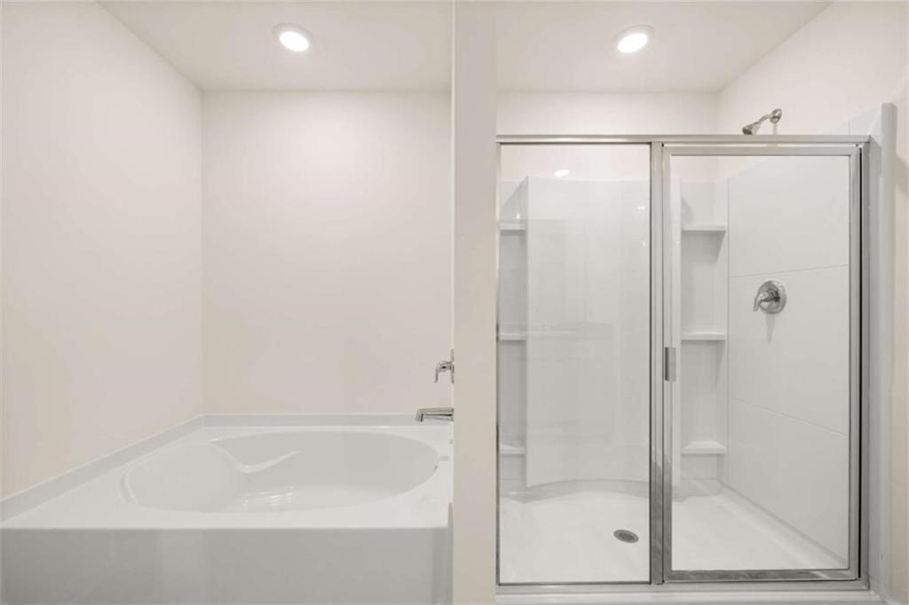 11989 Aukerman Way Property Photo 6