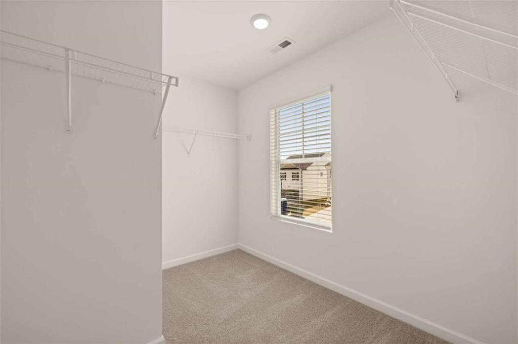11989 Aukerman Way Property Photo 7