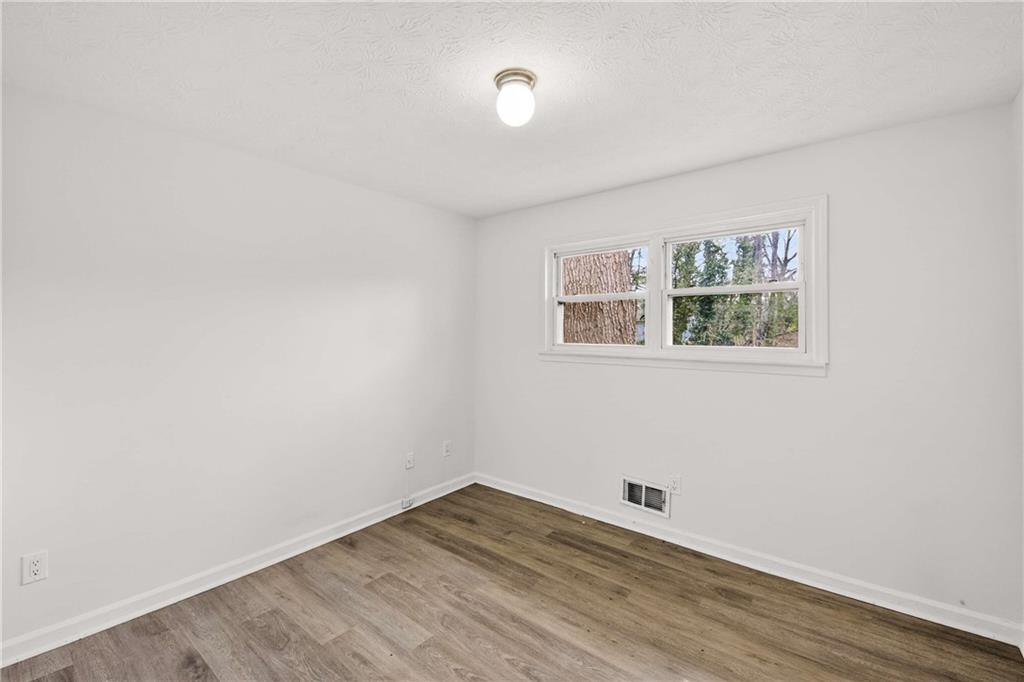 8845 Ashwood Drive Property Photo 16