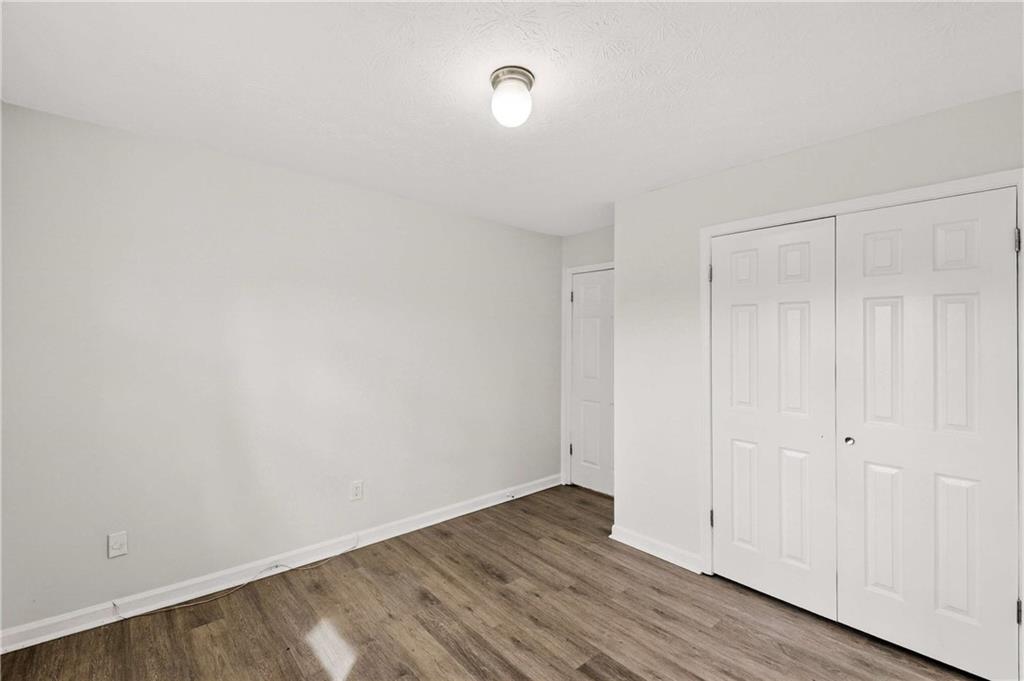 8845 Ashwood Drive Property Photo 17