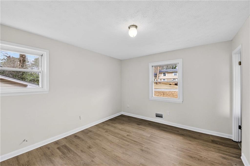 8845 Ashwood Drive Property Photo 20