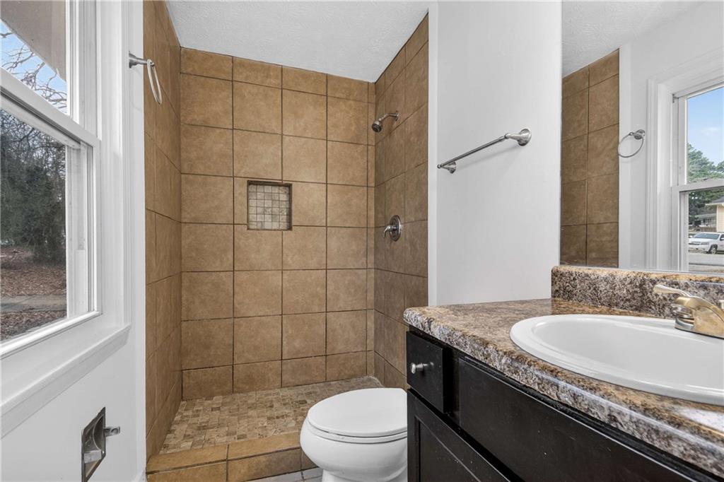 8845 Ashwood Drive Property Photo 24