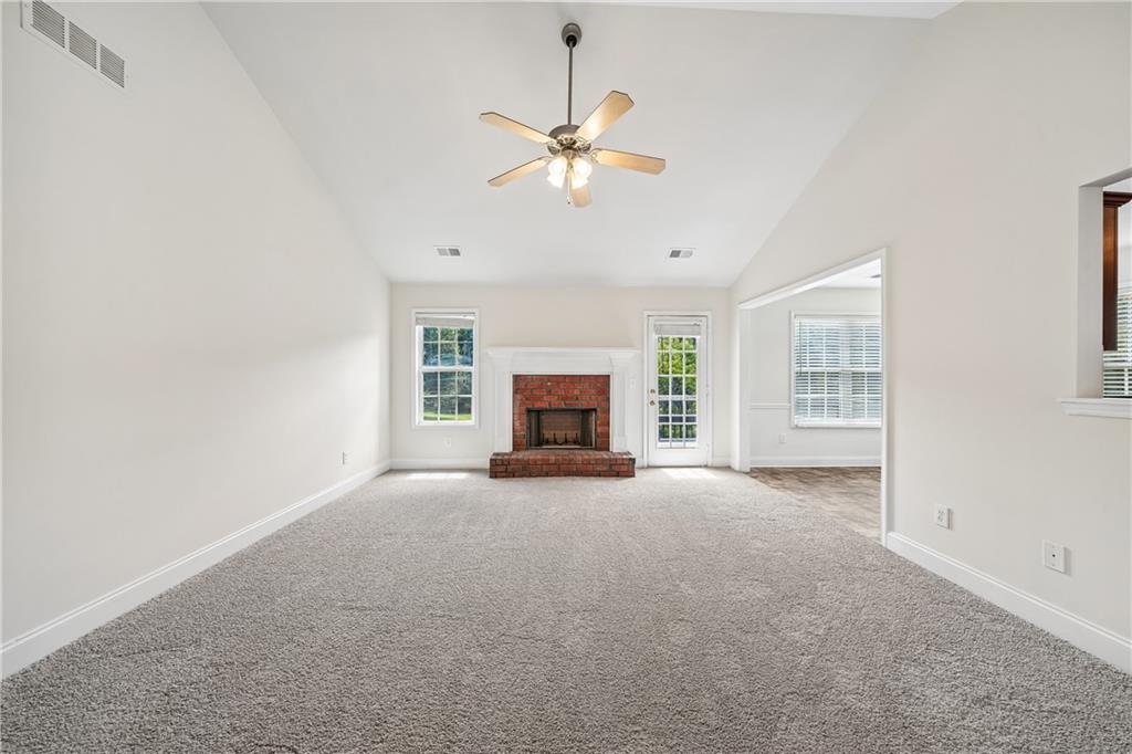 70 Feldspar Drive Property Photo 9
