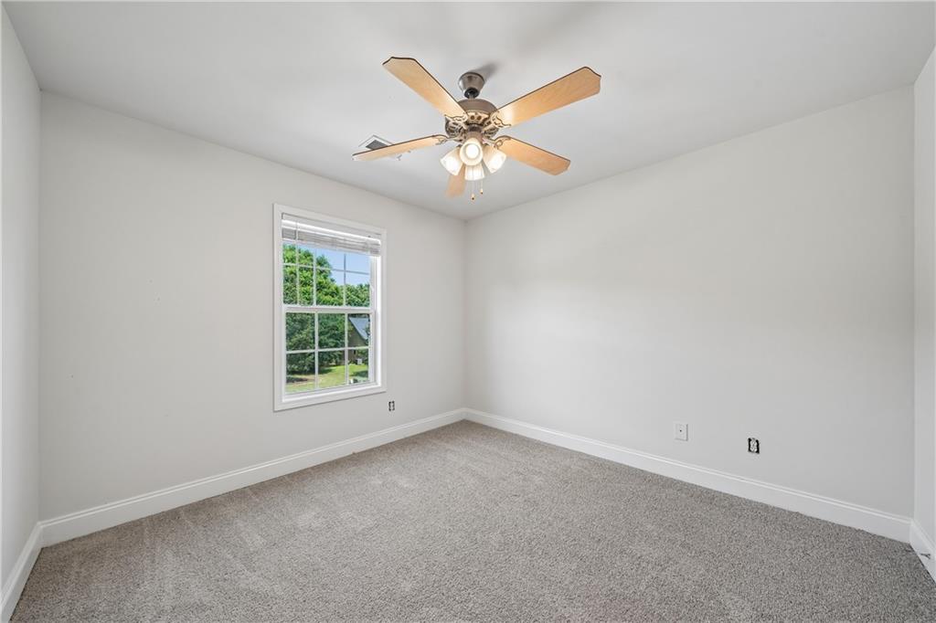 70 Feldspar Drive Property Photo 17