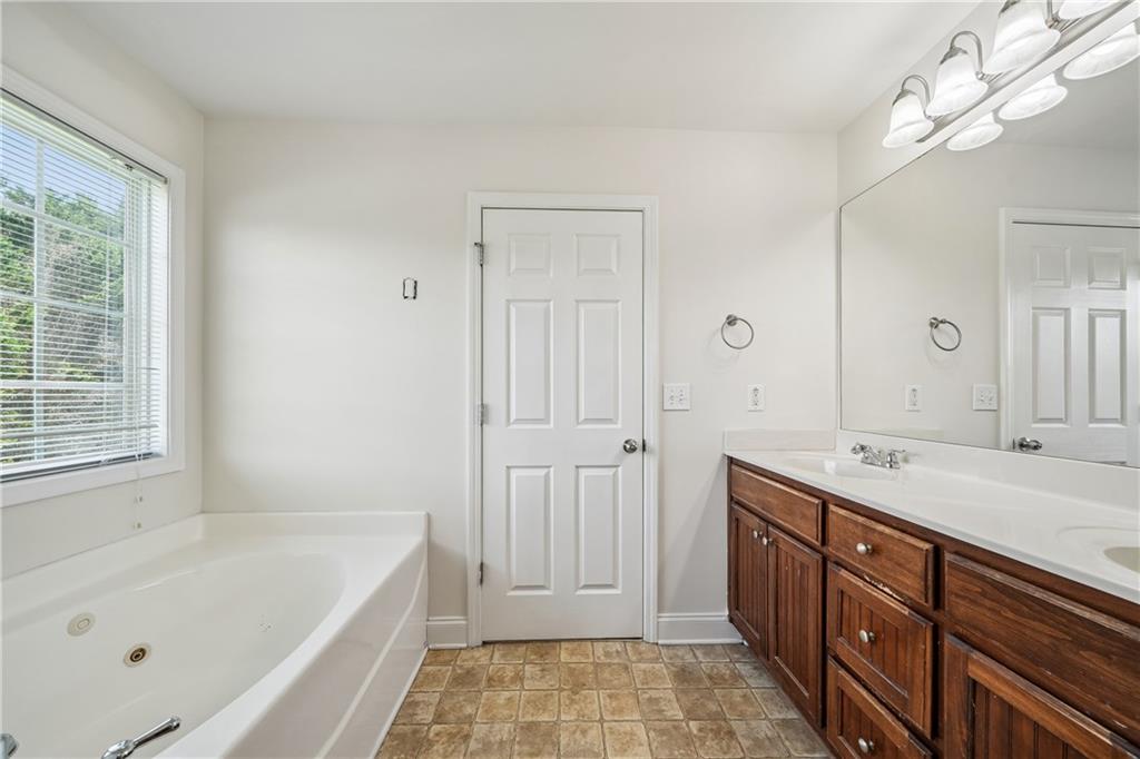 70 Feldspar Drive Property Photo 20