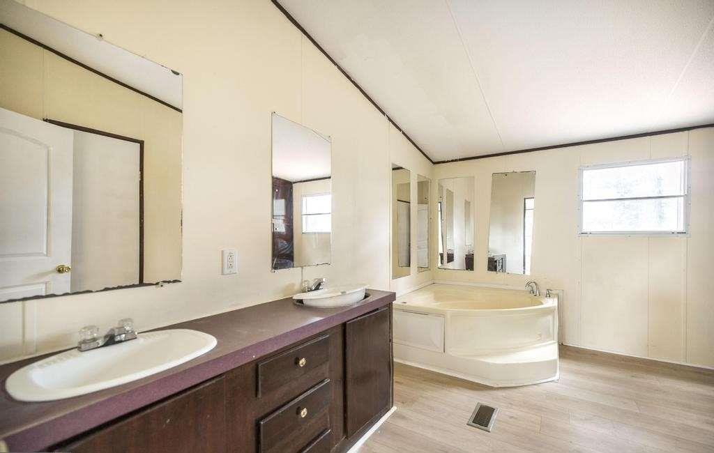 150 Parker Drive Property Photo 8