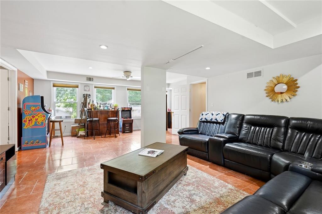 7791873 Property Photo 16