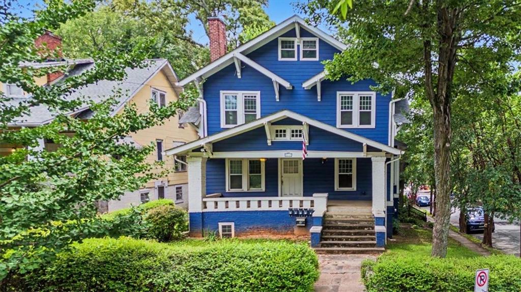 811 Saint Charles Avenue NE