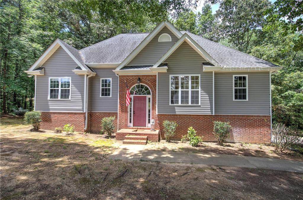 80 Iron Hill Road Property Photo 1