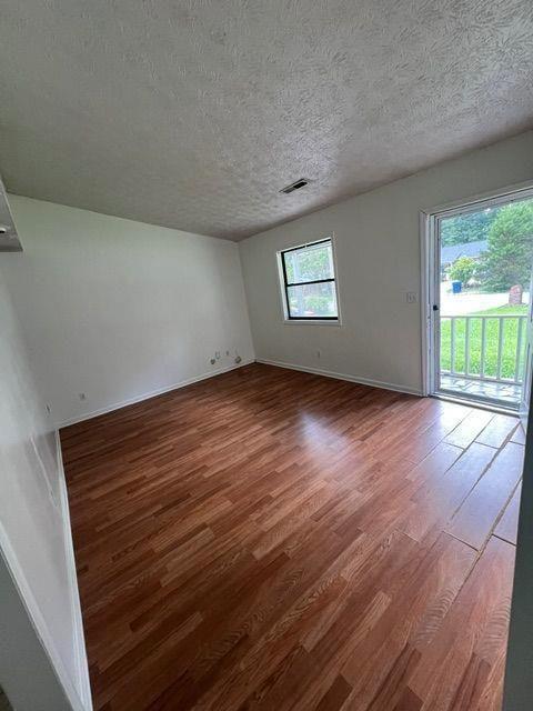 5370 Garvey Drive Property Photo 9