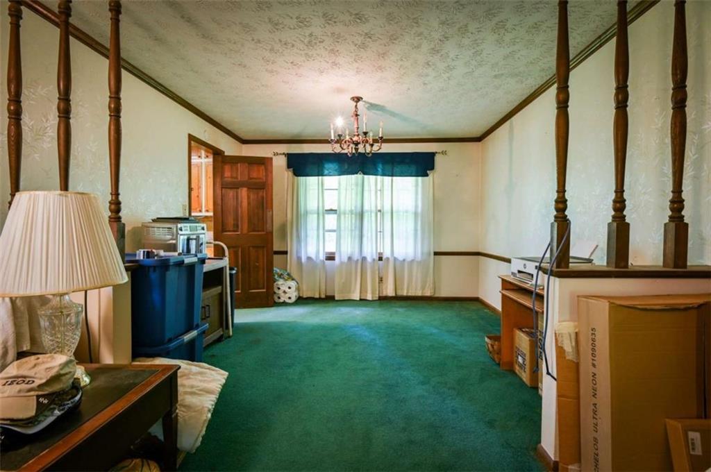 17 Valley Trail Property Photo 3
