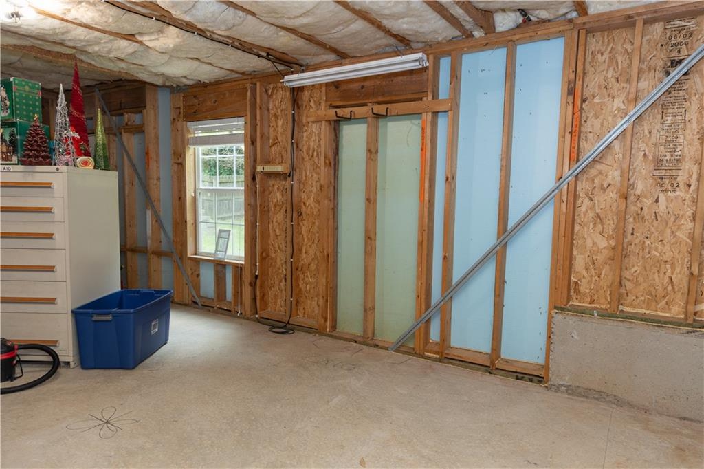 502 Streamside Place Property Photo 28