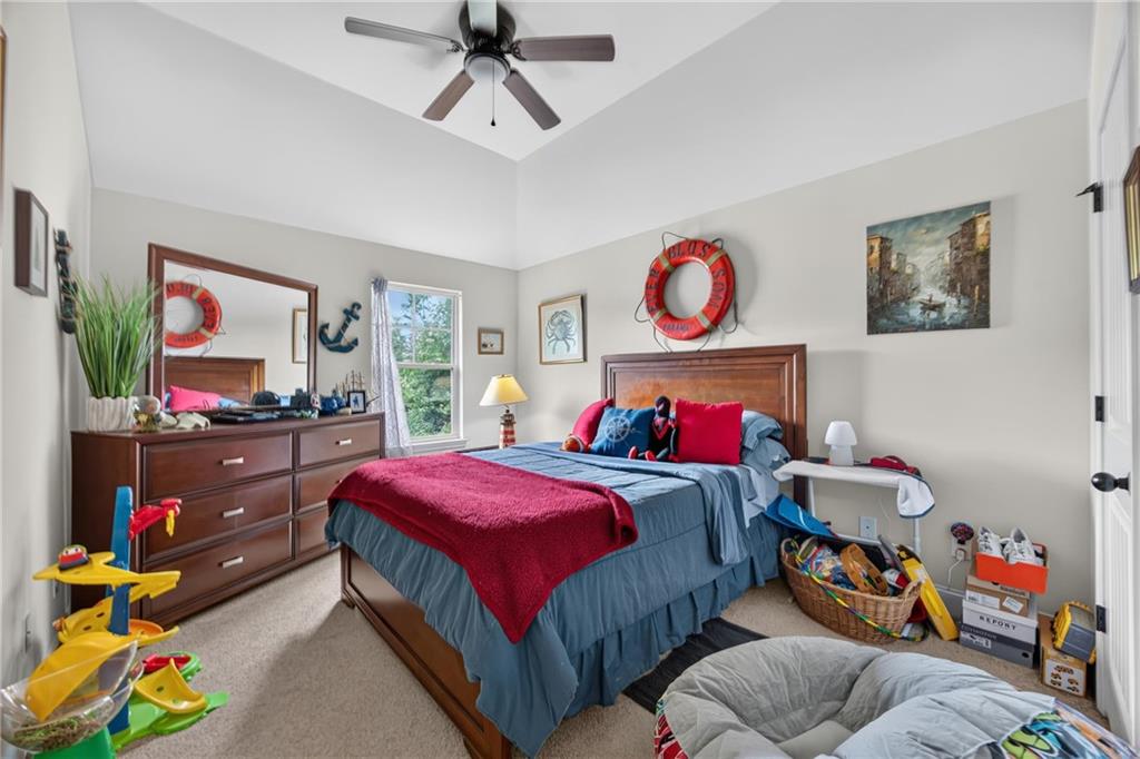 1387 Pebble Ridge Drive Property Photo 12
