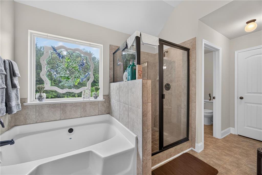 1387 Pebble Ridge Drive Property Photo 18