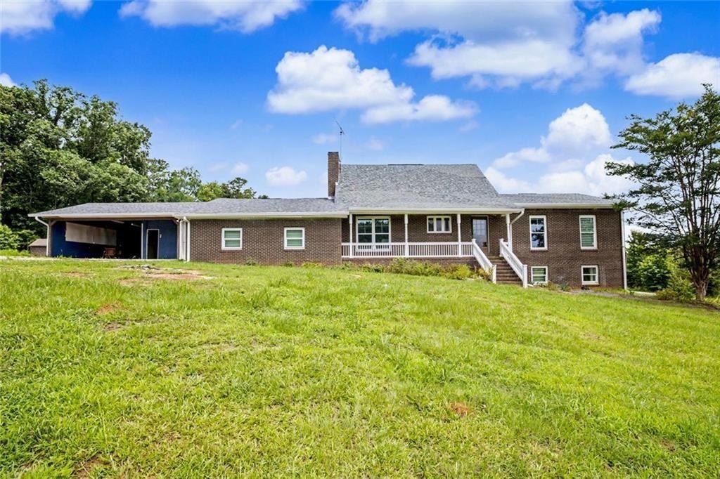 1605 Shackelford Road Property Photo 1