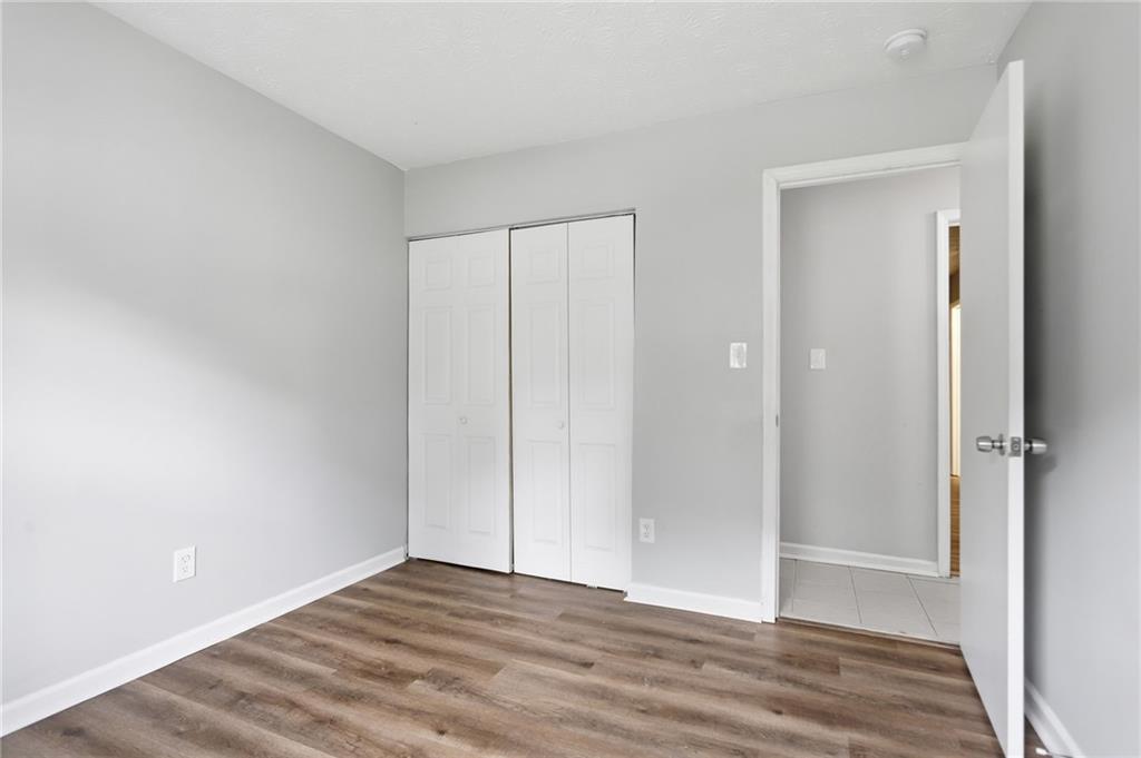 5202 Scarbrough Lane Property Photo 19