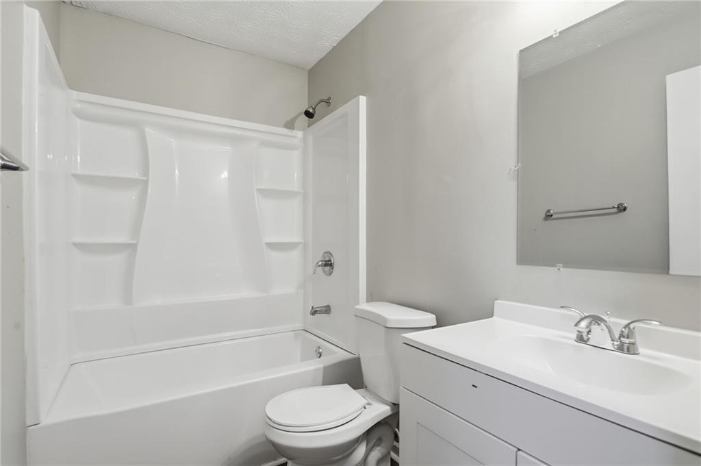 5202 Scarbrough Lane Property Photo 22