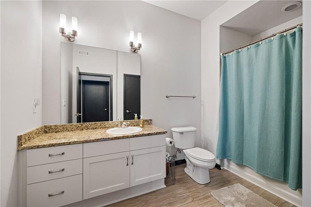 5300 Peachtree Road Unit 0501 Property Photo 13
