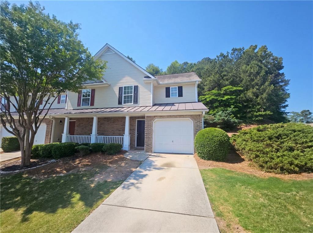 220 Fox Creek Boulevard Property Photo 1