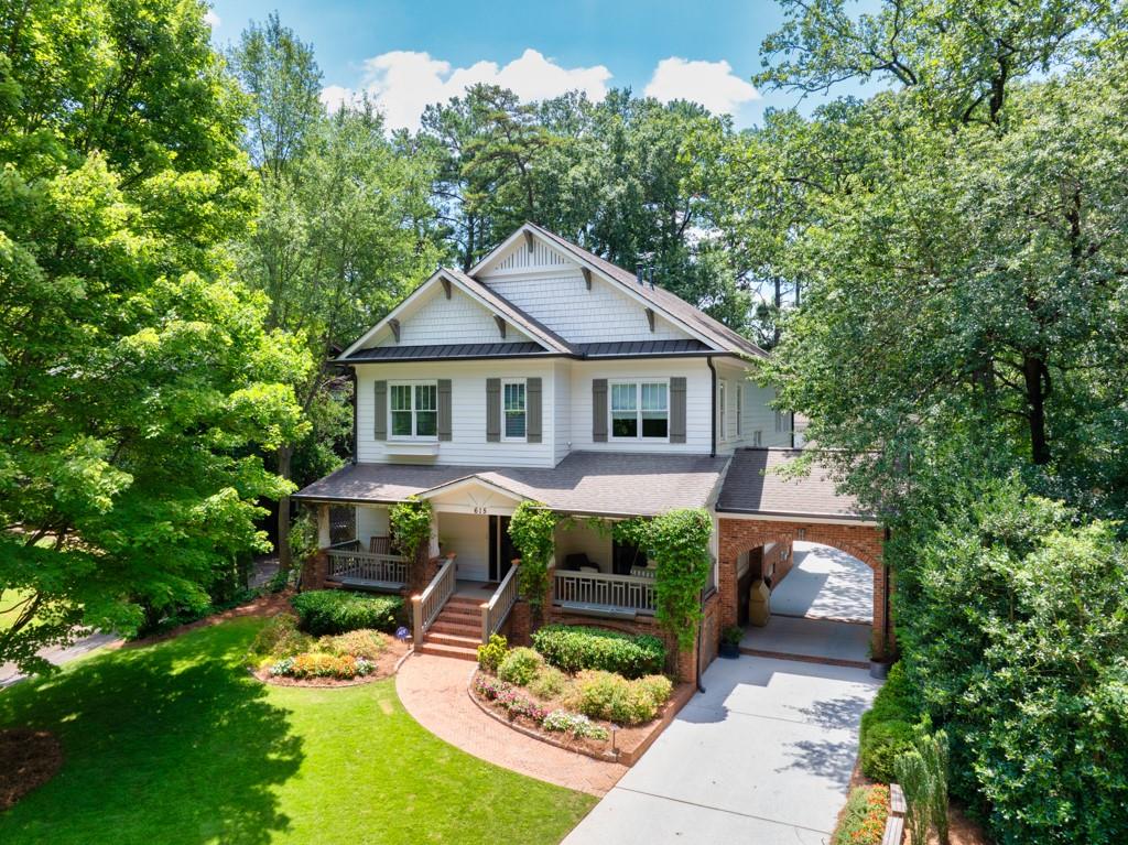615 Burke Road Ne Property Photo 1