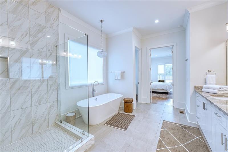 2975 Osborne Road Ne Property Photo 17