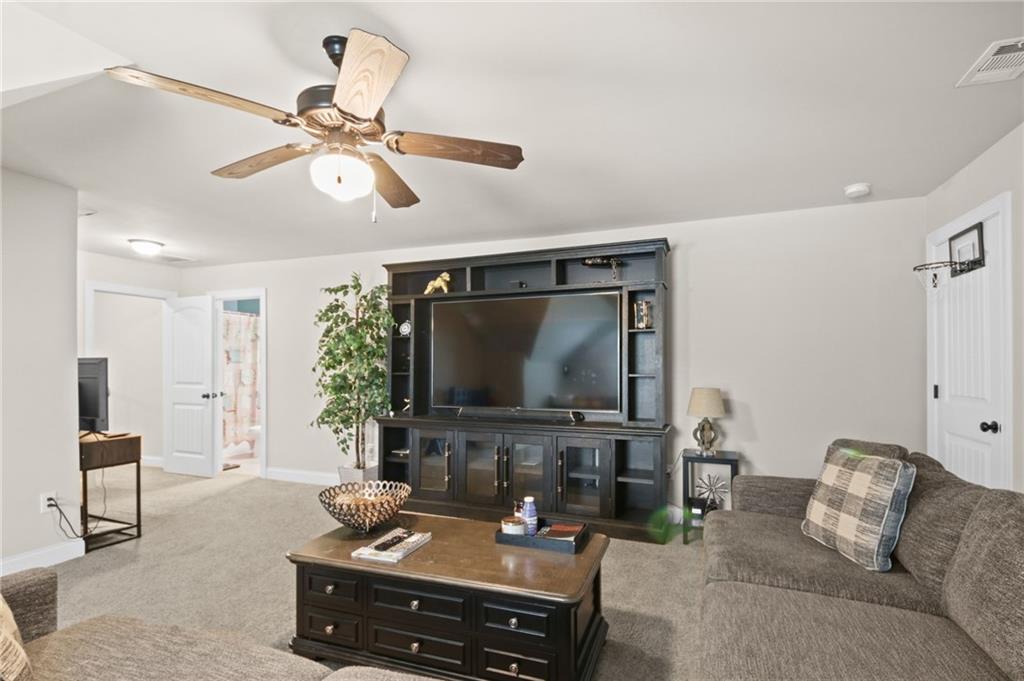 2524 Tomoka Drive Property Photo 17