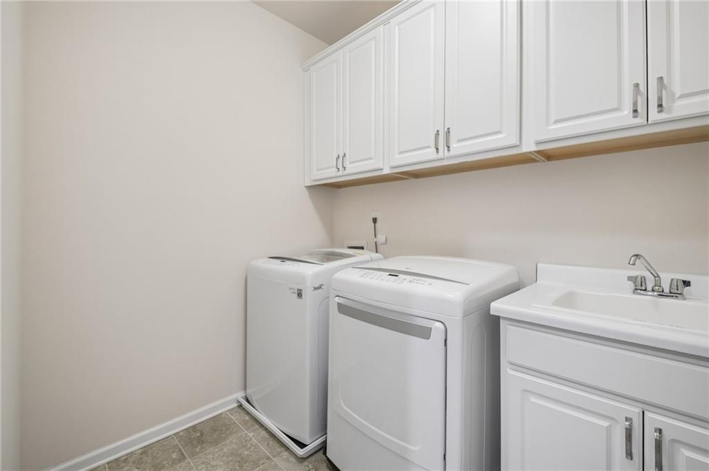 1967 Silver Birch Drive Se Unit 5 Property Photo 24