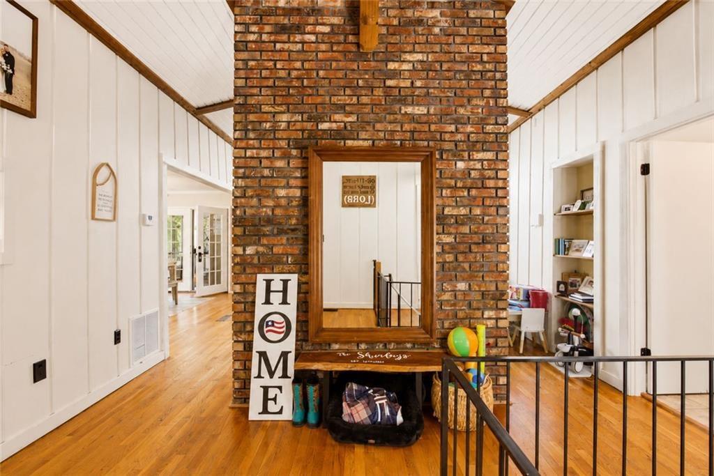 405 Miller Road Property Photo 8