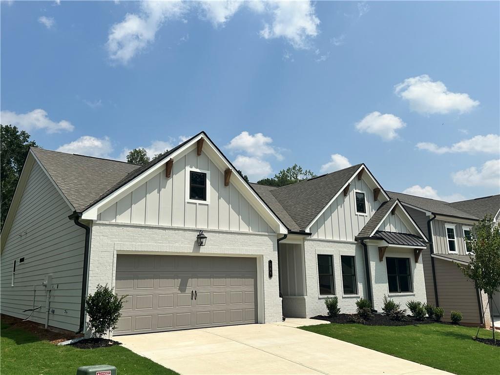 266 Wingate Drive Property Photo 2