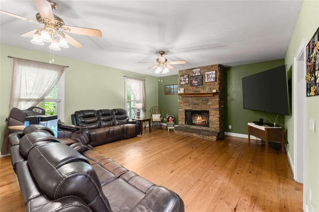 45 River Chase Property Photo 9