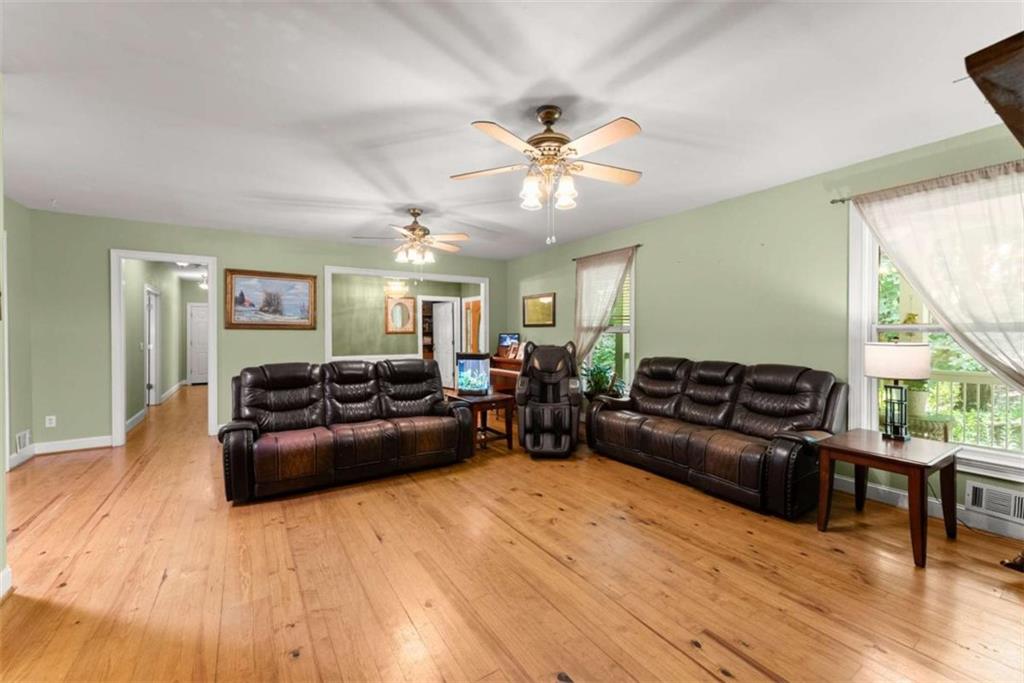 45 River Chase Property Photo 10