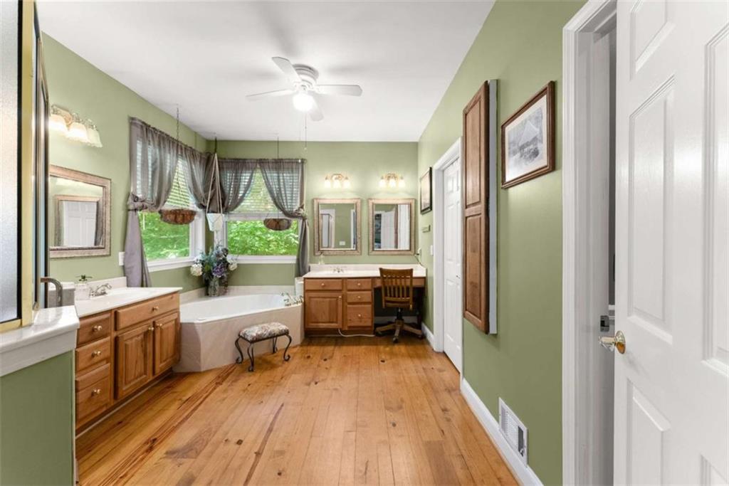 45 River Chase Property Photo 35