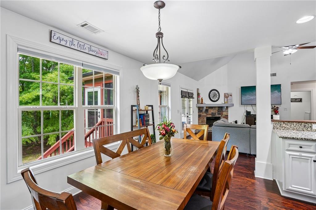 103 Fieldstone Circle Property Photo 11