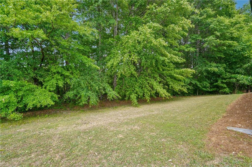 103 Fieldstone Circle Property Photo 38