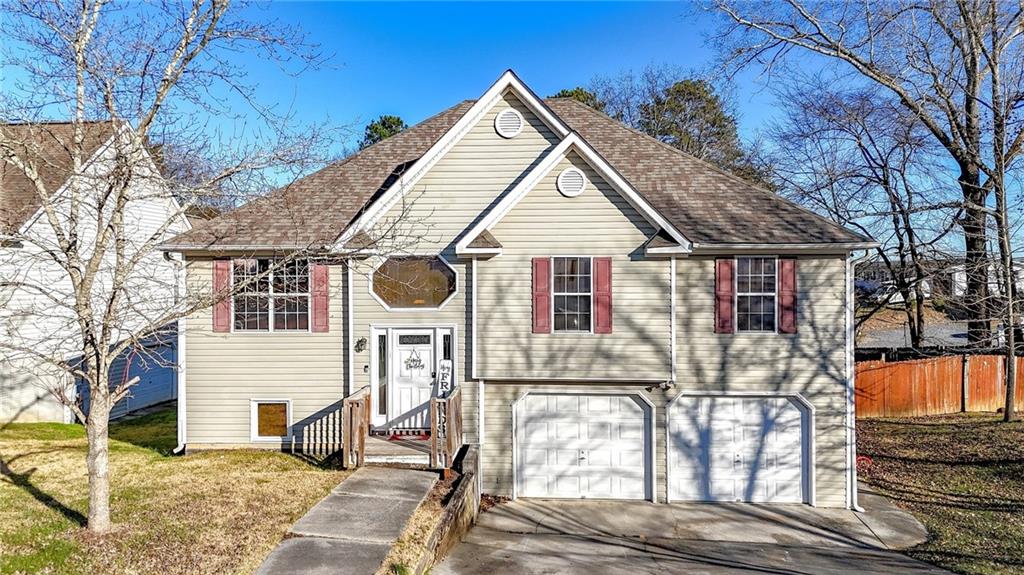 101 Twin Oaks Drive Property Photo 1