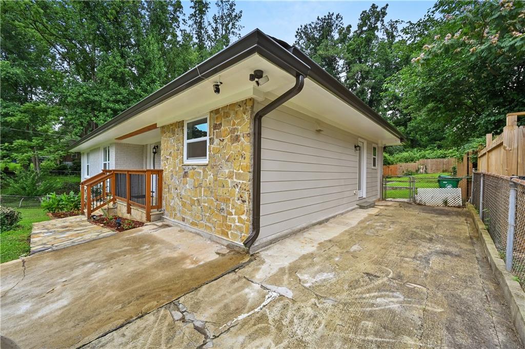 7792707 Property Photo 4