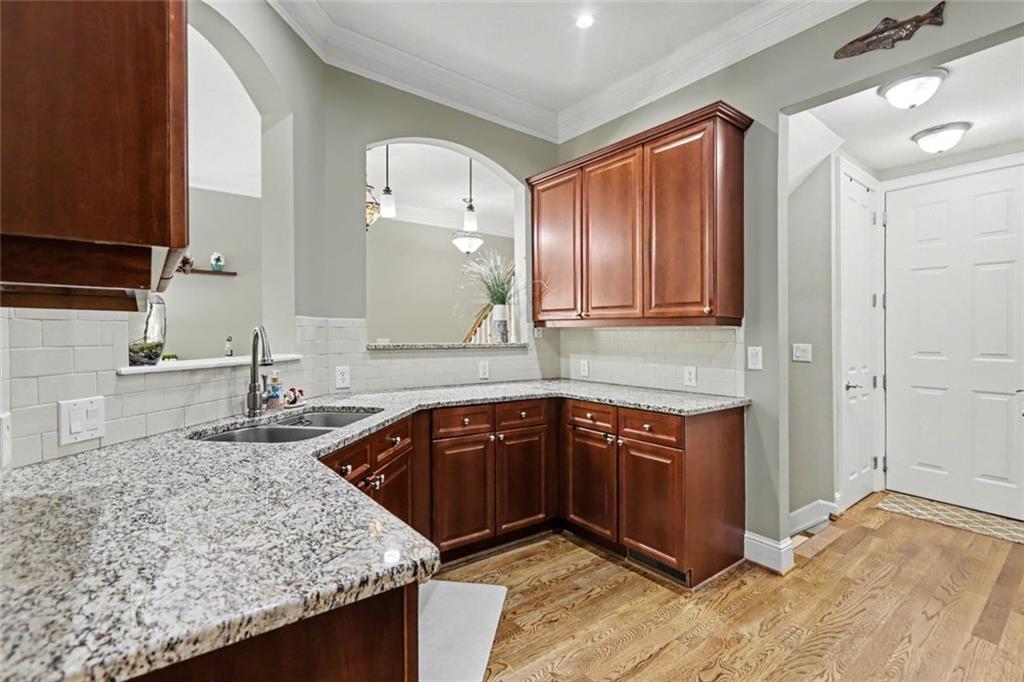 3780 Ashford Creek Avenue Ne Property Photo 6