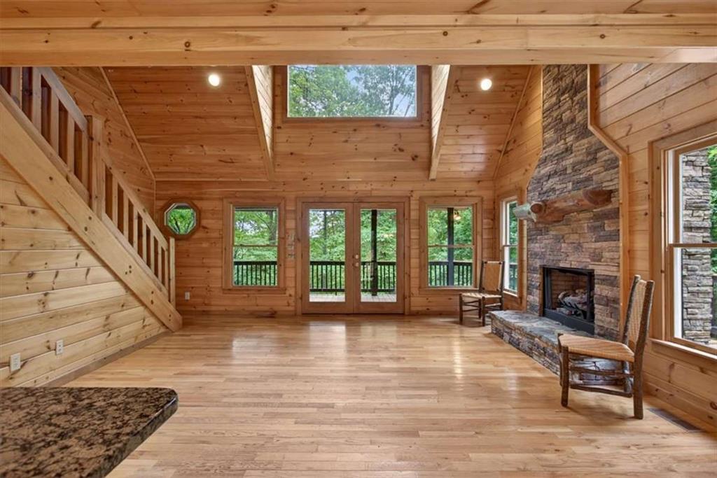 648 Stuart Mountain Road Property Photo 22