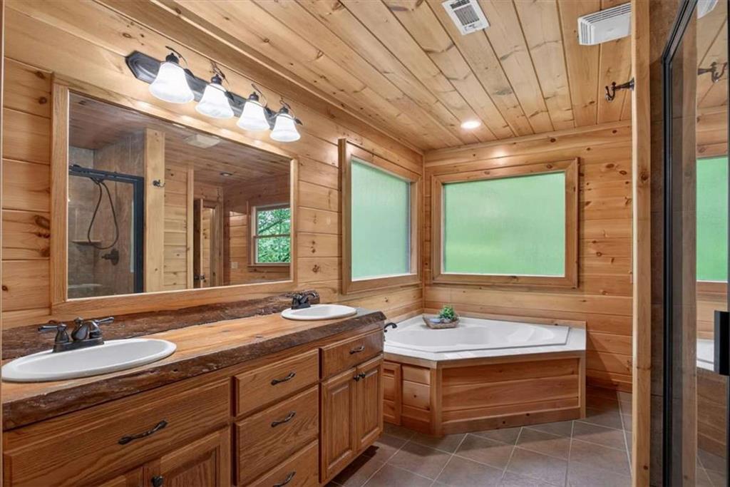 648 Stuart Mountain Road Property Photo 36
