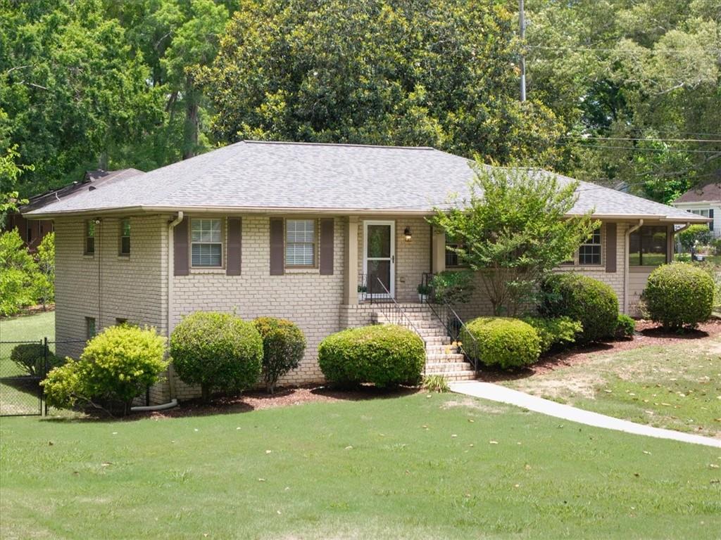 455 Freyer Drive Ne Property Photo 1