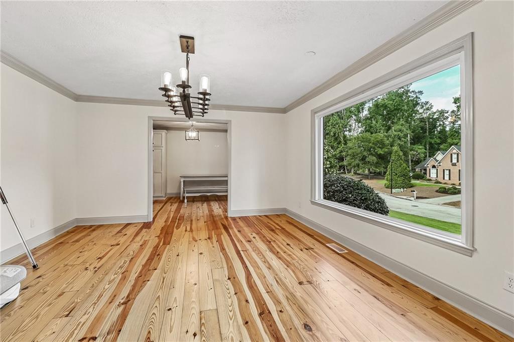 339 Habersham Road Property Photo 8