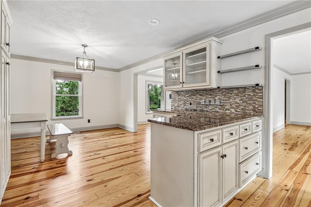 339 Habersham Road Property Photo 12