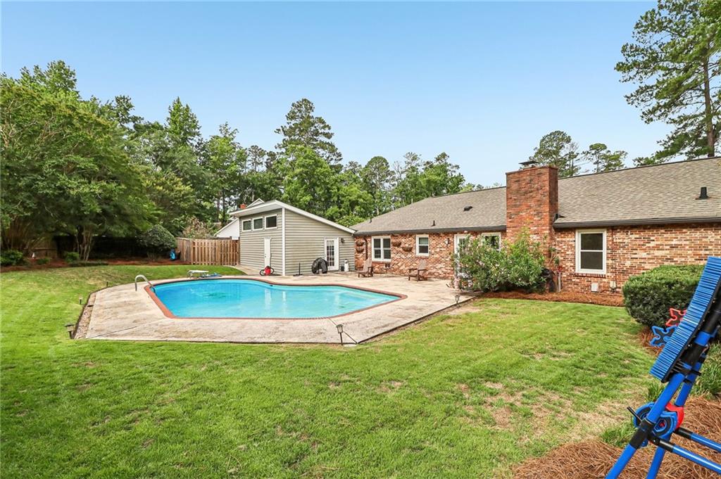 339 Habersham Road Property Photo 37