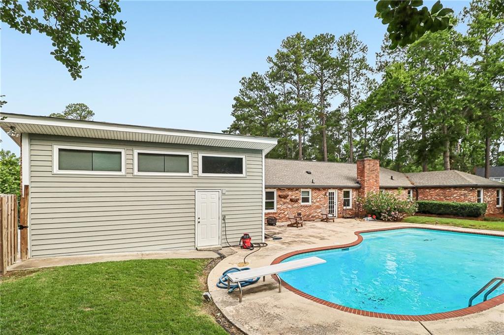 339 Habersham Road Property Photo 39