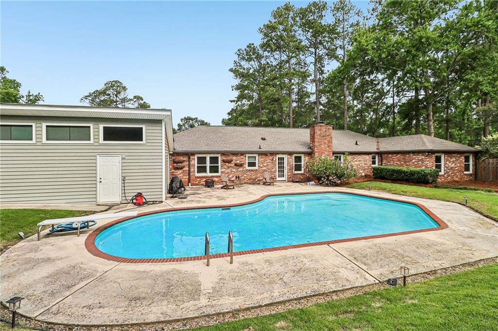339 Habersham Road Property Photo 41