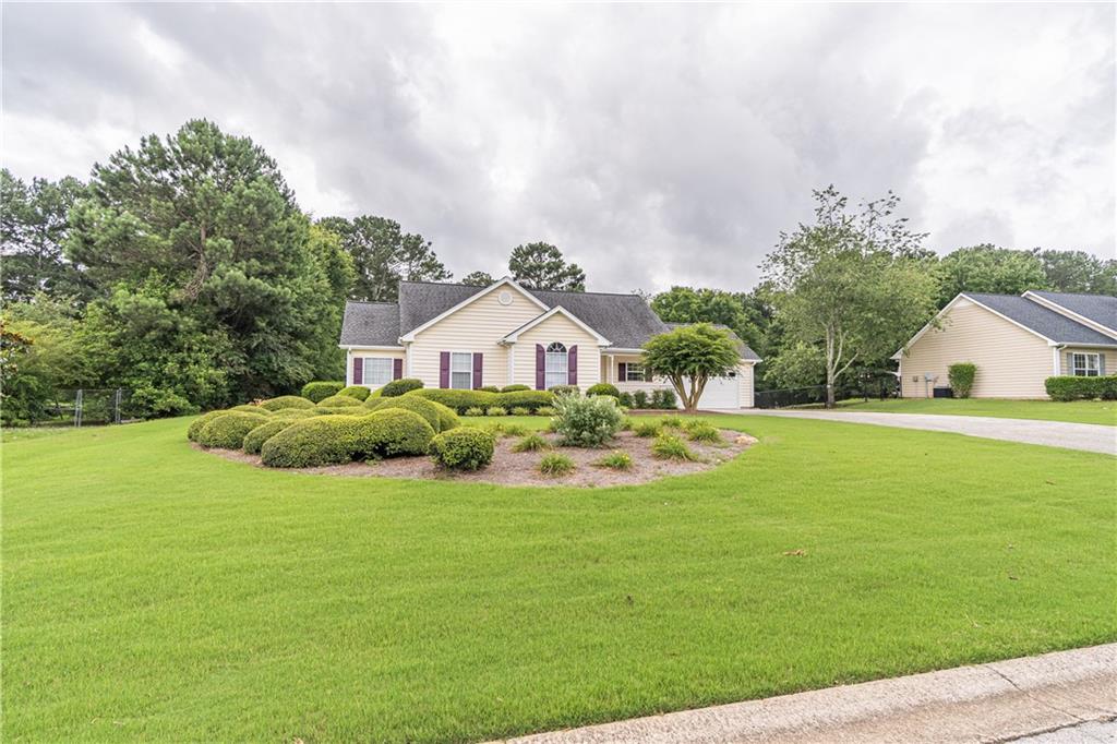 304 Ron Drive Property Photo 3