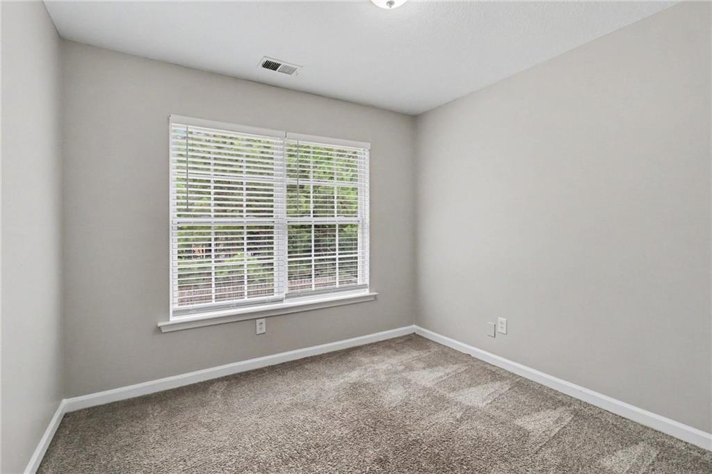 7792838 Property Photo 15