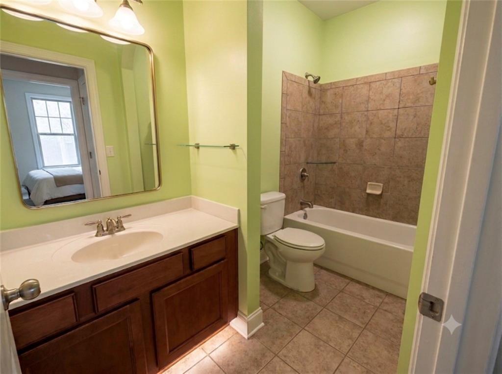 1737 Rolling View Way Property Photo 7